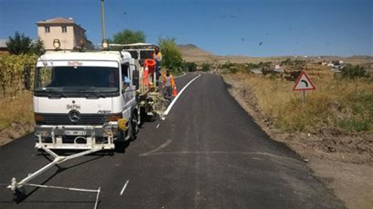 Zbs Yol Çizgi Boyası 20 Kg - (Asfalt Zemin Çizgi Boyası) küçük görsel