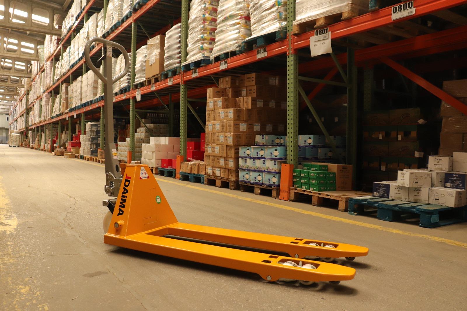 Daima DPT25 2.5 Ton Döküm Pompa Transpalet küçük görsel