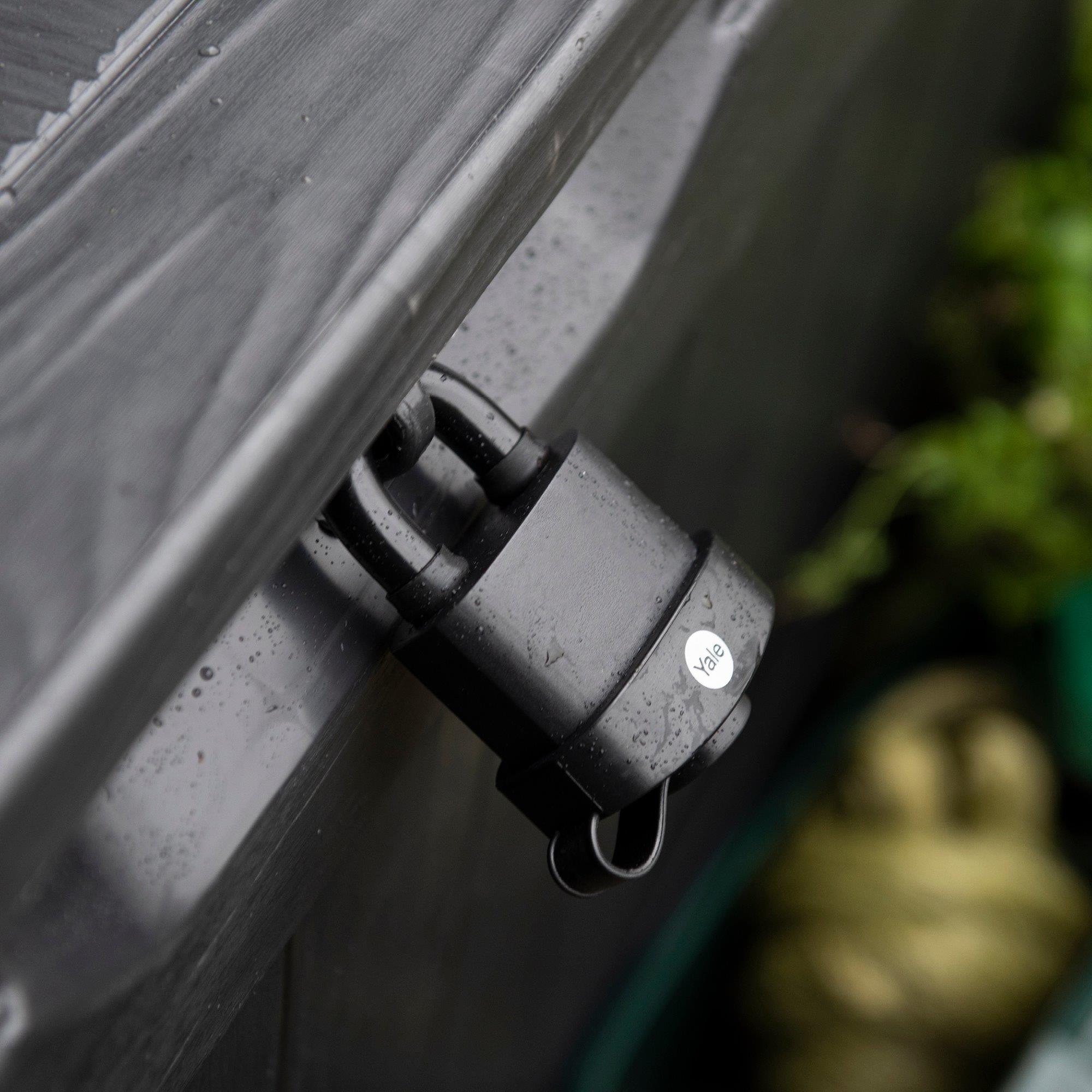 Yale 71 mm Pvc Kaplamali Marin Asma Kilit Y220B/71/130/1 küçük görsel