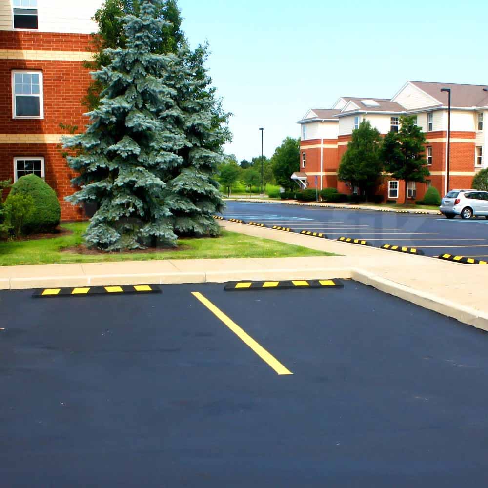 Kauçuk Araç Stoperi Otopark Bariyeri 183X15X10 Cm Fm6180 küçük görsel