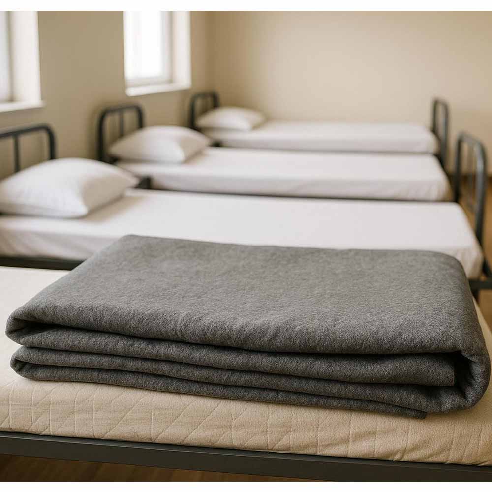 Kamp Ve Şantiye Battaniyesi 160X200 Cm küçük görsel