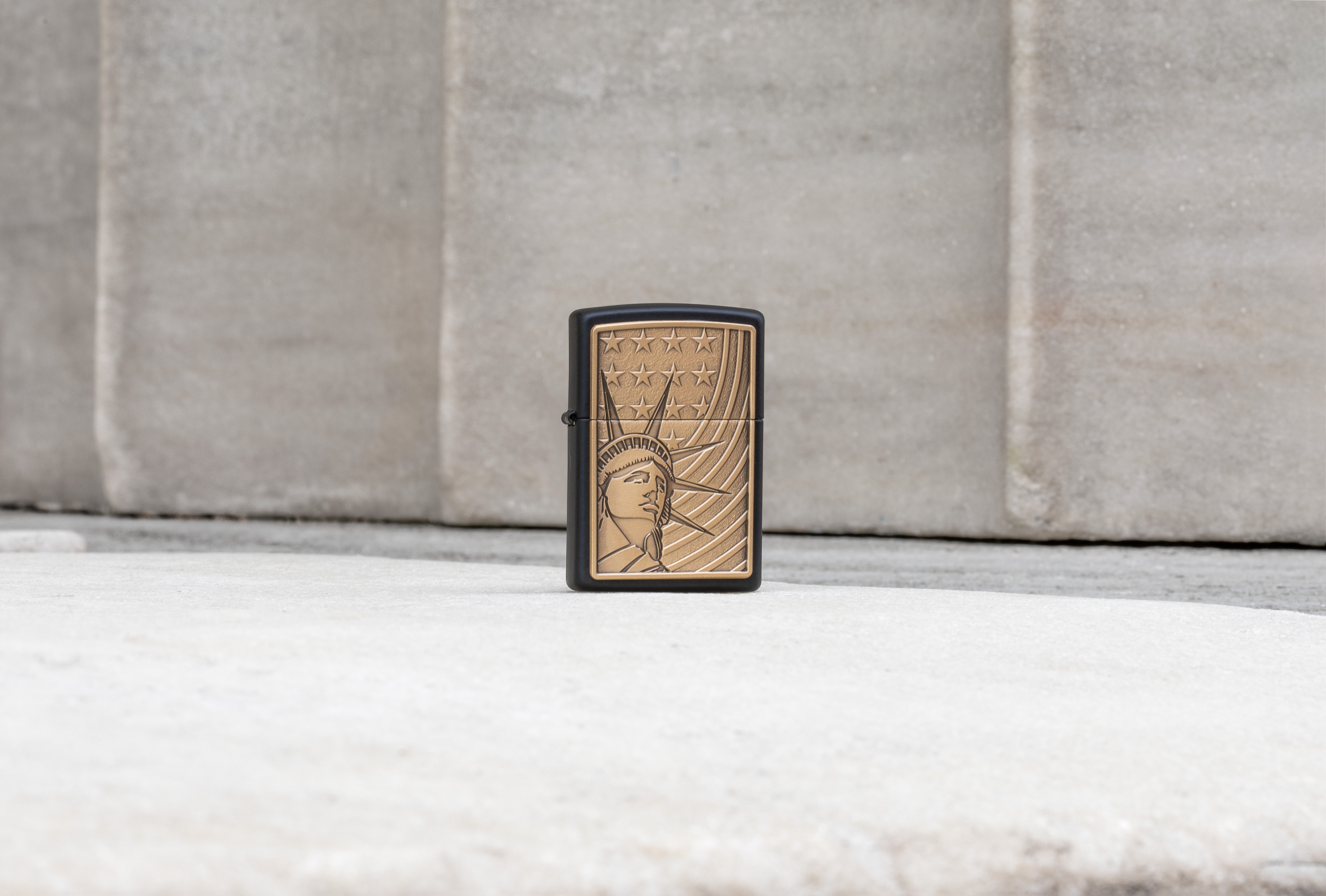 Classic Liberty And Flag Emblem küçük görsel