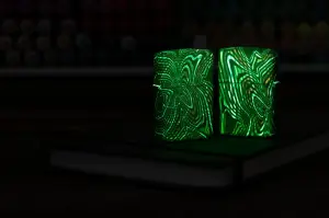 Glowing Illusion Design küçük görsel