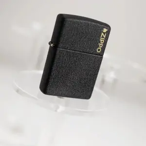 Classic Black Crackle® Zippo Logo küçük görsel